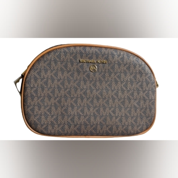 MICHAEL Michael Kors Handbags - NWT Michael Kors Jet Set Charm small oval camera crossbody brown/acorn gold hw